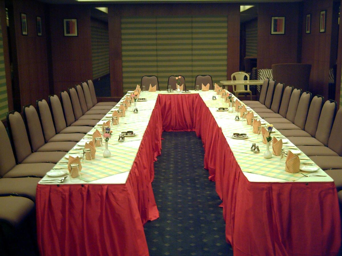 Hotel Parsons Court Dindigul Extérieur photo